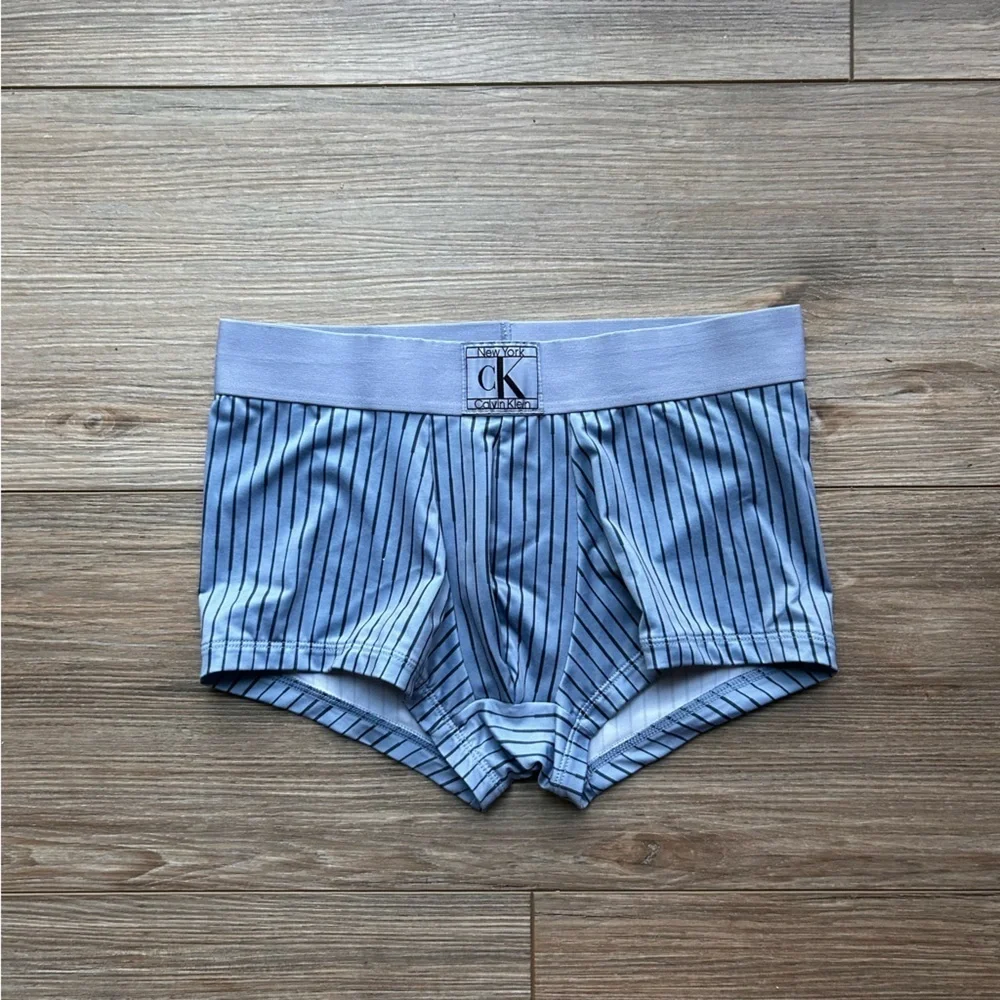 Calvin Klein calvin klein